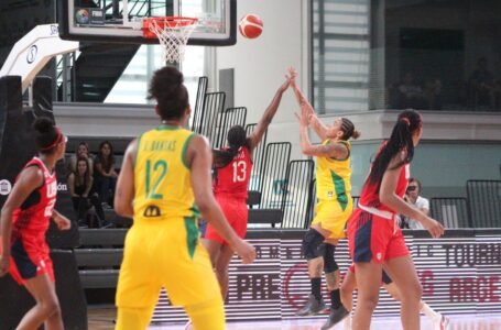 Seleção feminina de basquete. Foto: Divulgação/CBB