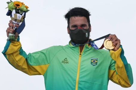 Potiguar Ítalo Ferreira concorre ao prêmio de Melhor Atleta do Ano  Fonte: Portal Grande Ponto